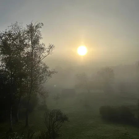Les Deux Au Dessus De La Colline בית אירוח *